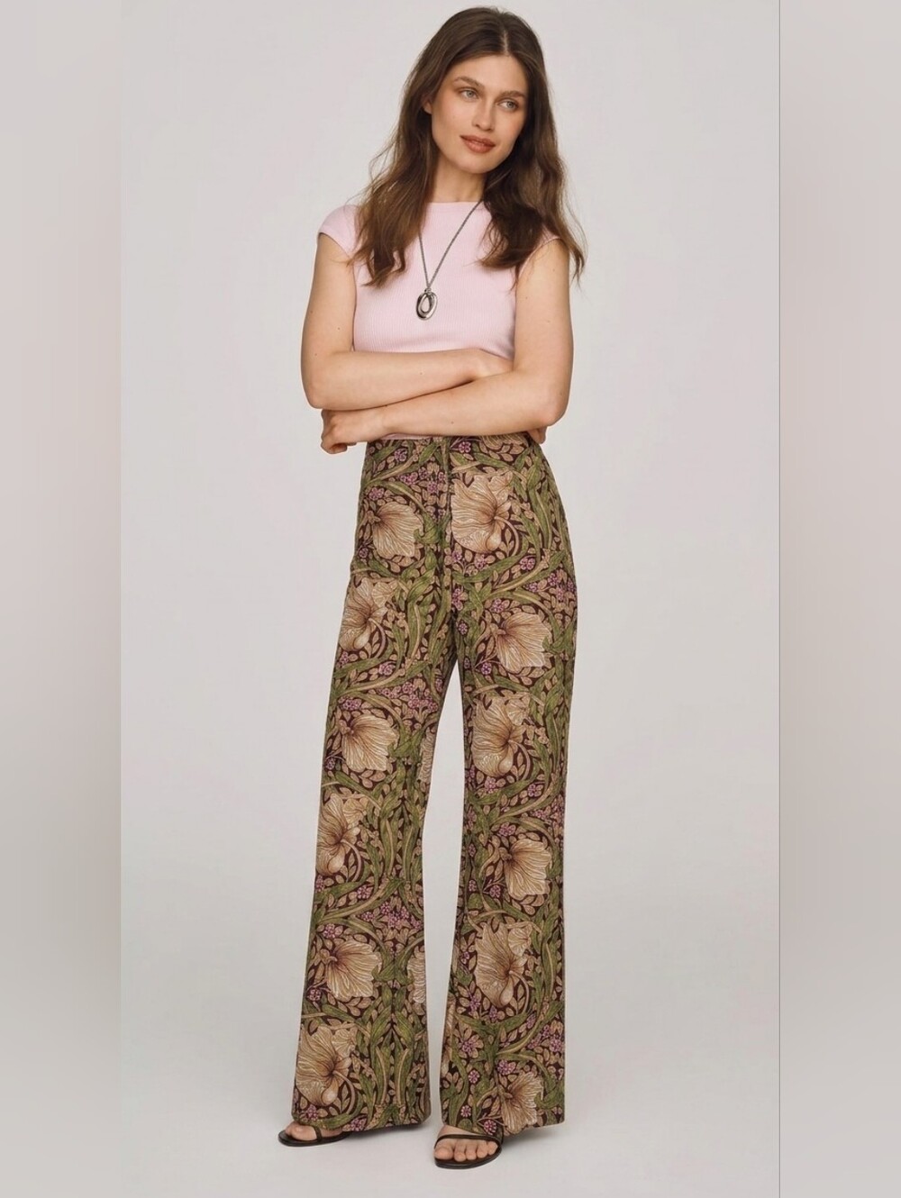 Morris & Co. x H&M Wide-Leg Trousers in Pimpernel Botanical Print size 2